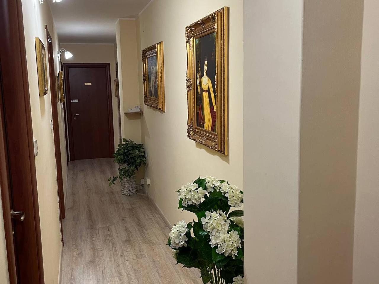 Il Petalo Di Cristallo Кротоне Екстериор снимка